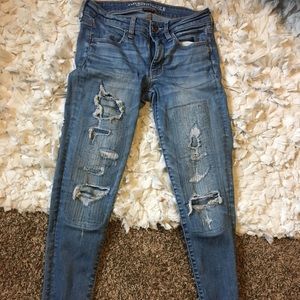 Light/wash American eagle jeans